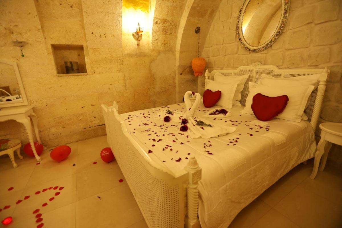 Anatelein Cave Hotel Üçhisar Esterno foto