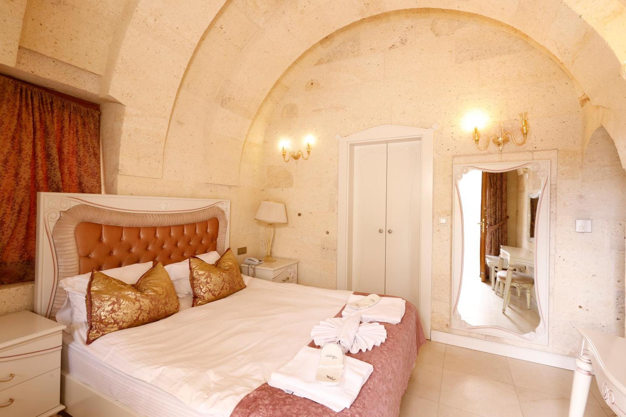 Anatelein Cave Hotel Üçhisar Esterno foto