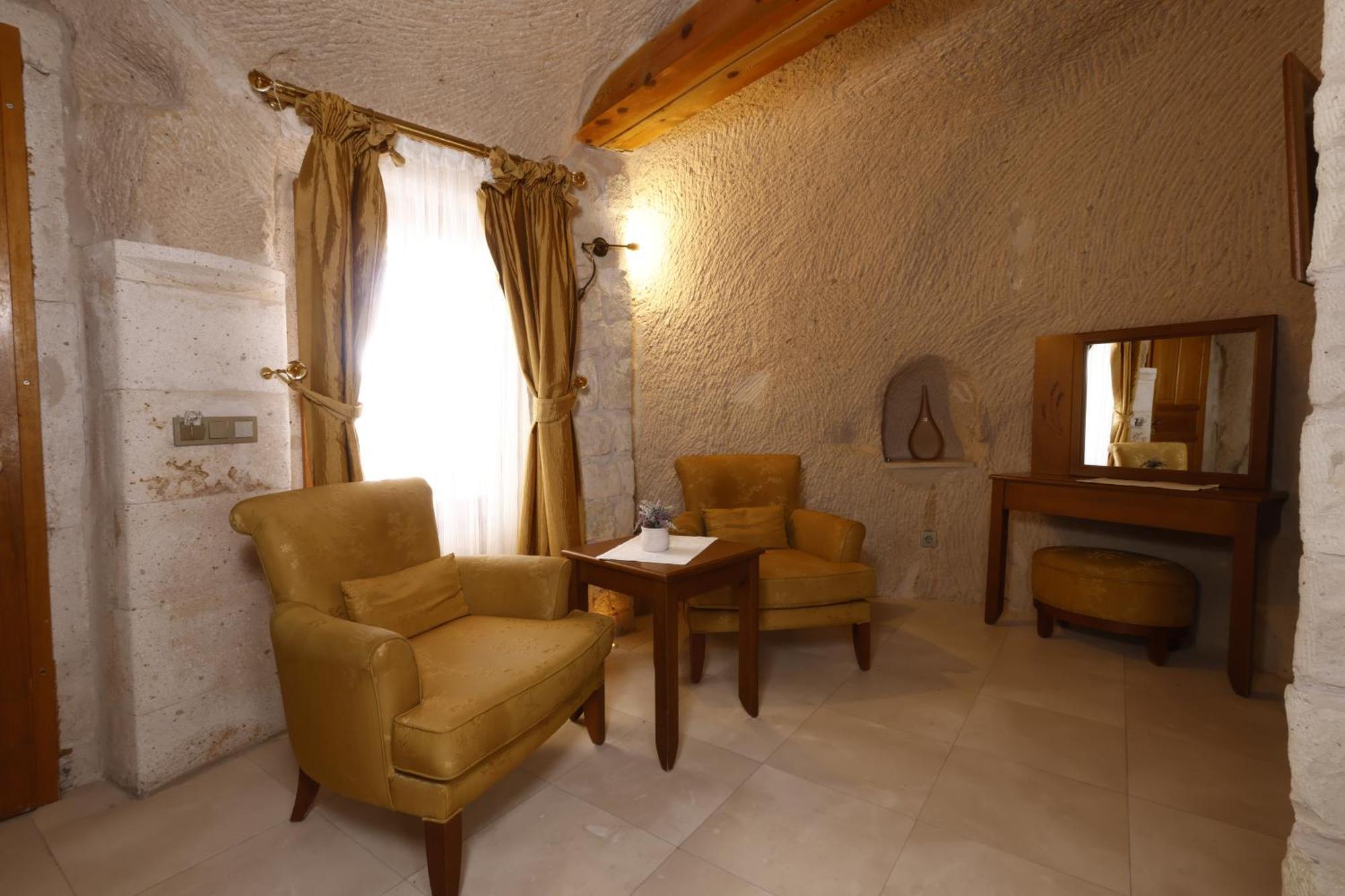 Anatelein Cave Hotel Üçhisar Esterno foto