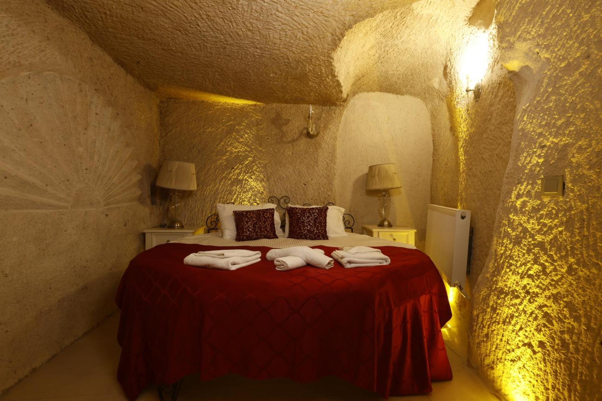 Anatelein Cave Hotel Üçhisar Esterno foto