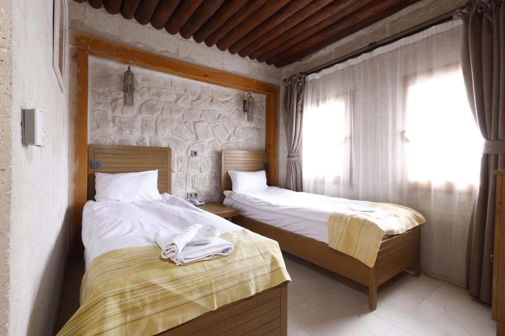 Anatelein Cave Hotel Üçhisar Esterno foto