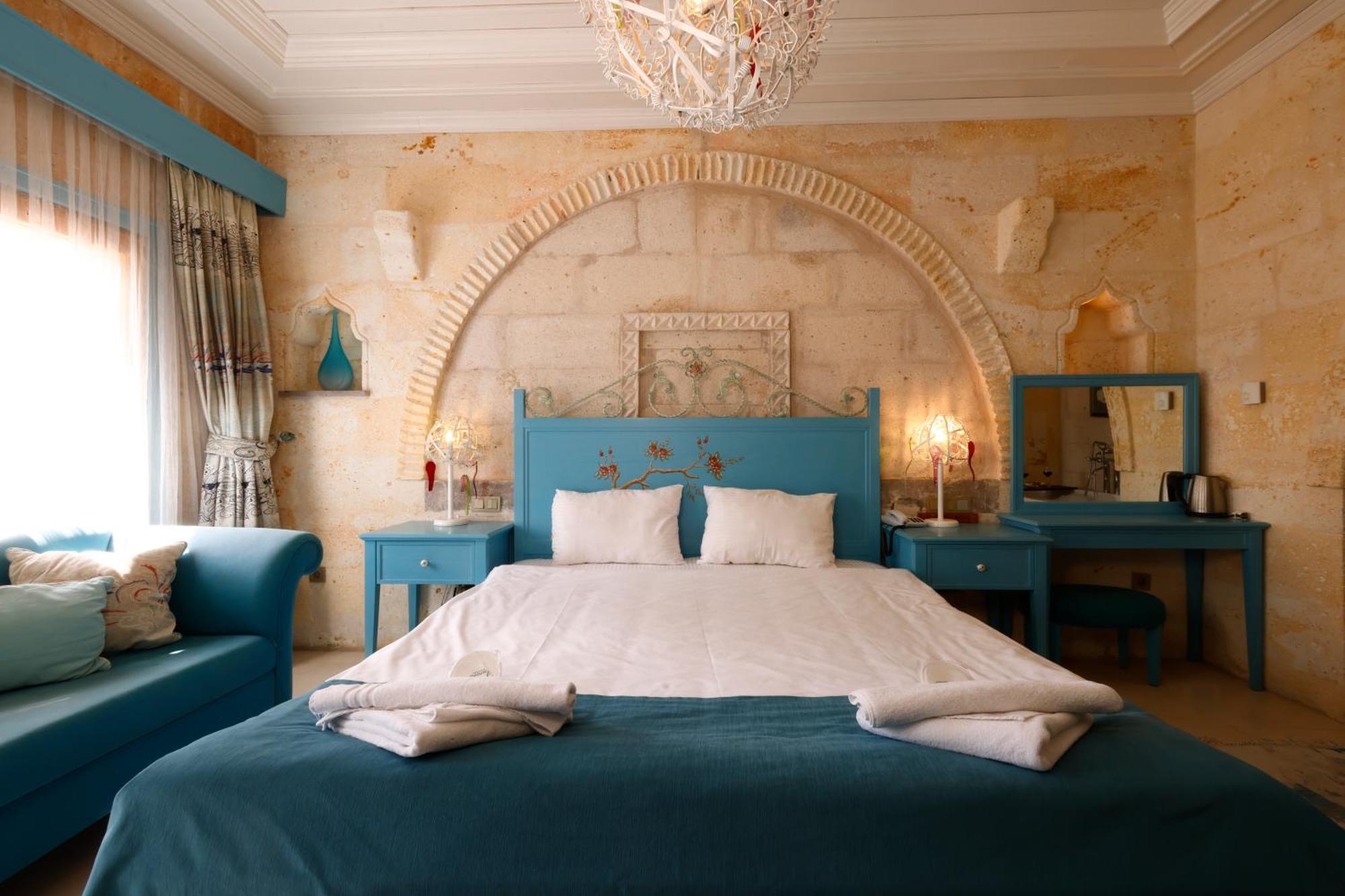 Anatelein Cave Hotel Üçhisar Esterno foto