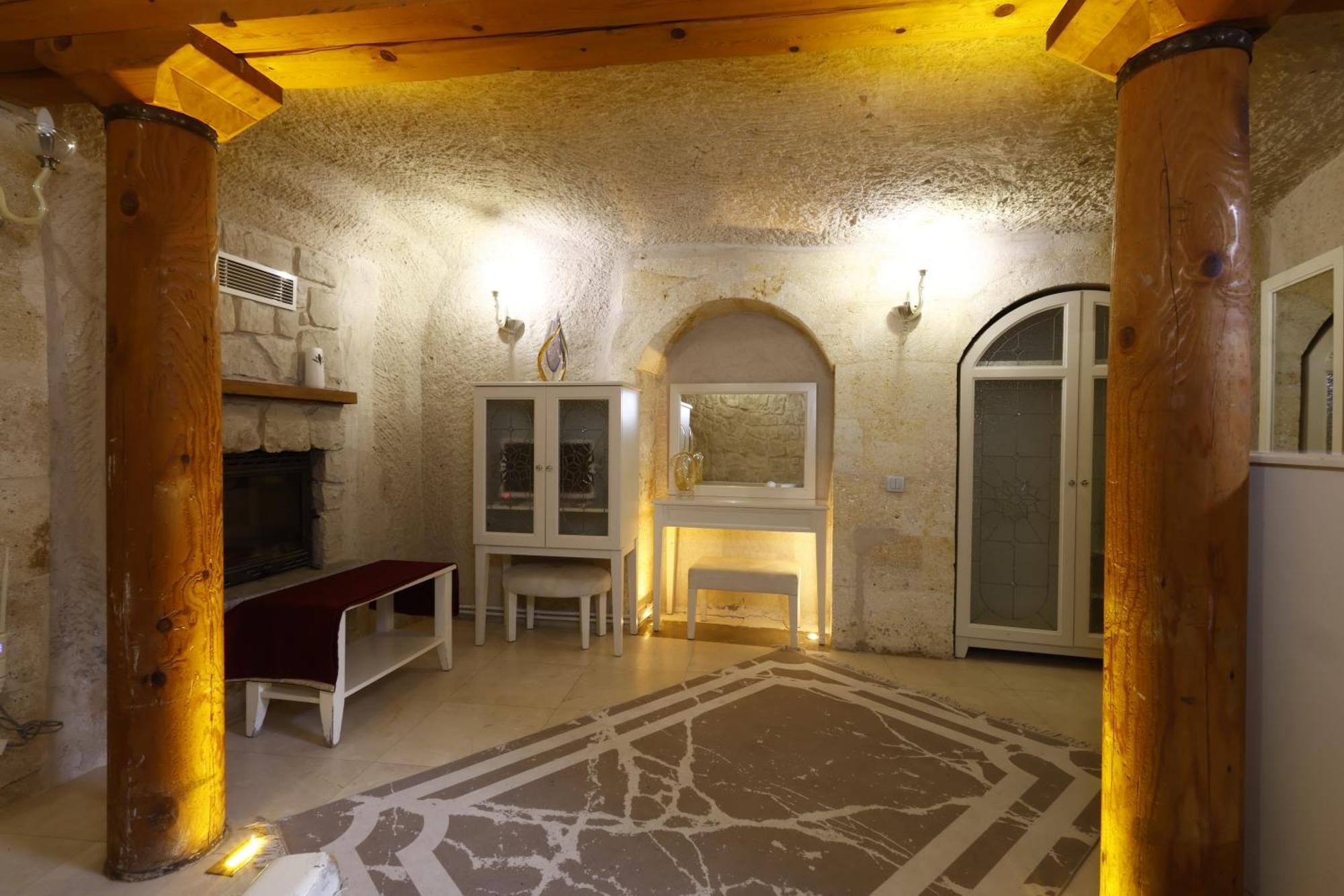 Anatelein Cave Hotel Üçhisar Esterno foto